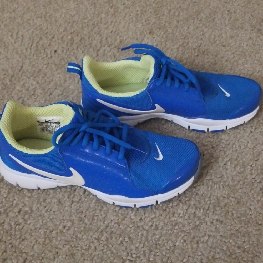 Nike shoes